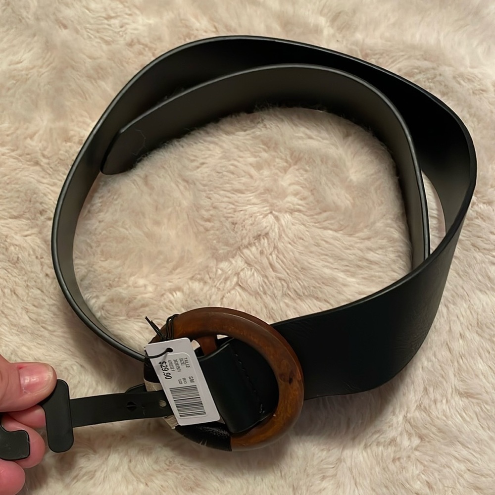 Reitmans size Small/Medium vegan black belt NWT